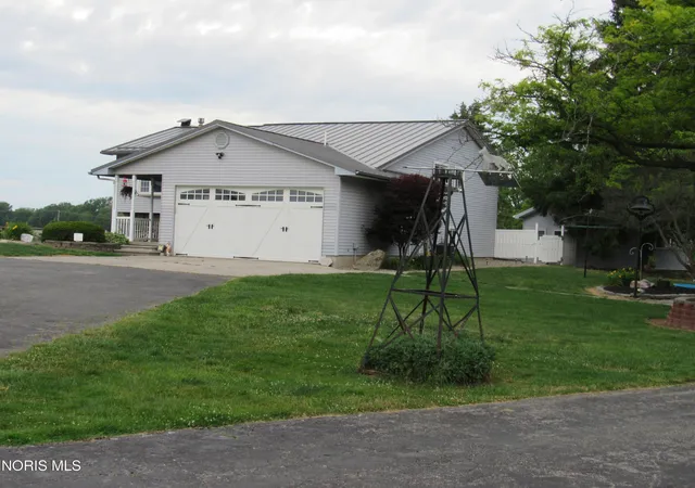 Photo 4 of Single family home for sale at 11203 County Rd N30, Montpelier, OH 43543 | MLS# 10008941 | Listing updated on 2026-08-24