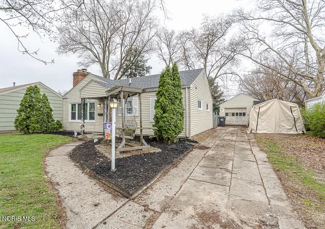 Homes for sale in Toledo, OH | 4021 Rohr Dr, Toledo, OH 43613 | MLS# 10008944