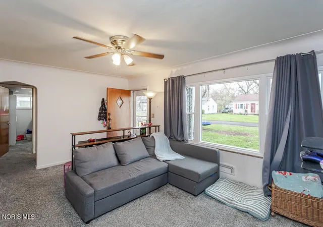Homes for sale in Toledo, OH | 4021 Rohr Dr, Toledo, OH 43613 | MLS# 10008944