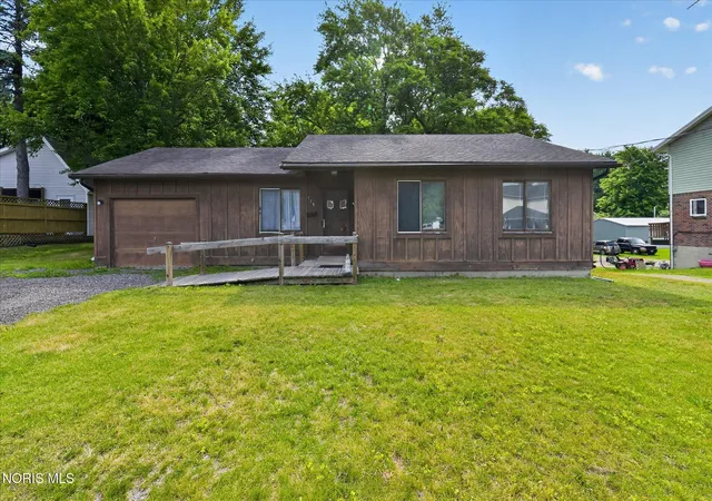 Homes for sale in Swanton, OH | 125 Harrison Ave, Swanton, OH 43558 | MLS# 10008964