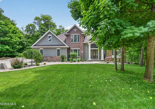 Homes for sale in Bryan, OH | 125 Turnberry Dr, Bryan, OH 43506 | MLS# 10009015