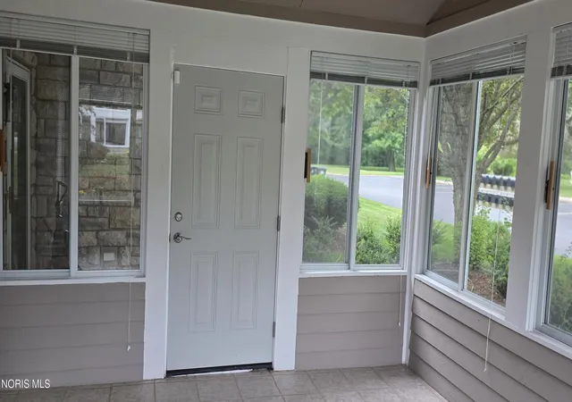 30th image of 2354 Whispering Pines Dr, Toledo, OH 43617 | MLS# 10009057