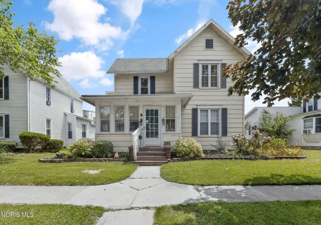 Homes for sale in Gibsonburg, OH | 205 S Patterson St, Gibsonburg, OH 43431 | MLS# 10009064