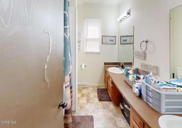 Condo for sale in building located at 1163 Bernath, Toledo, OH 43615 - Unit #