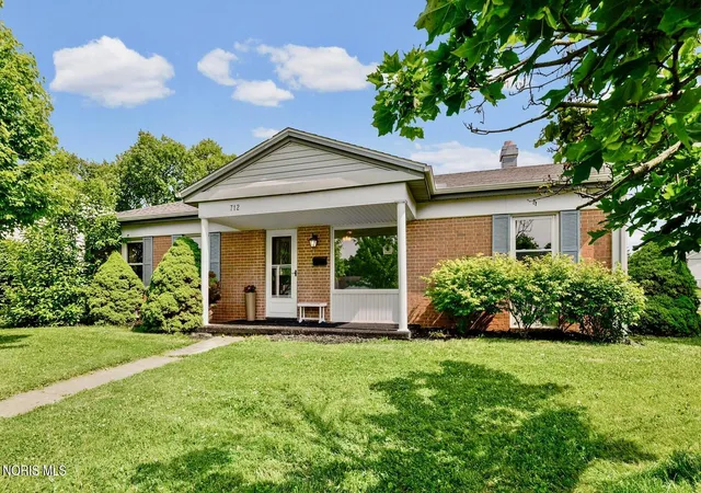 Photo 1 of Single family home for sale at 712 Charles Ave, Findlay, OH 45840 | MLS# 10009039 | Listing updated on 2026-07-06