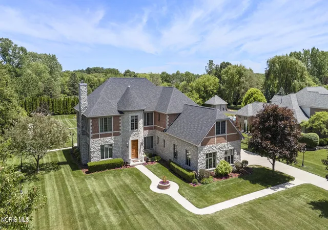 1st image of 3315 Stonebrooke Ln, Maumee, OH 43537 | MLS# 10009132