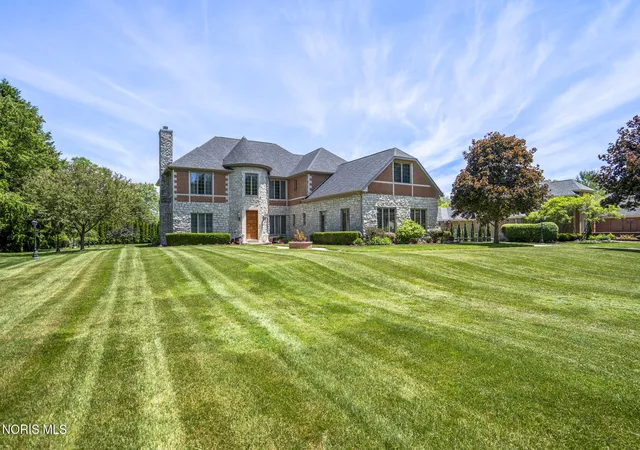 4th image of 3315 Stonebrooke Ln, Maumee, OH 43537 | MLS# 10009132