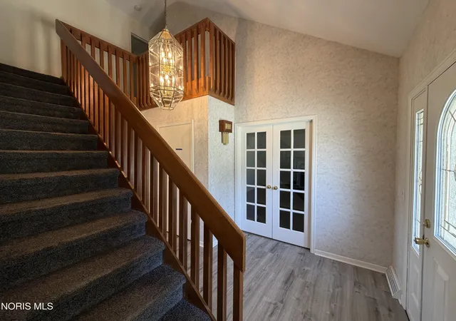 Photo 3 of Single family home for sale at 2956 W Byrnwyck Rd, Maumee, OH 43537 | MLS# 10009059 | Listing updated on 2026-09-14