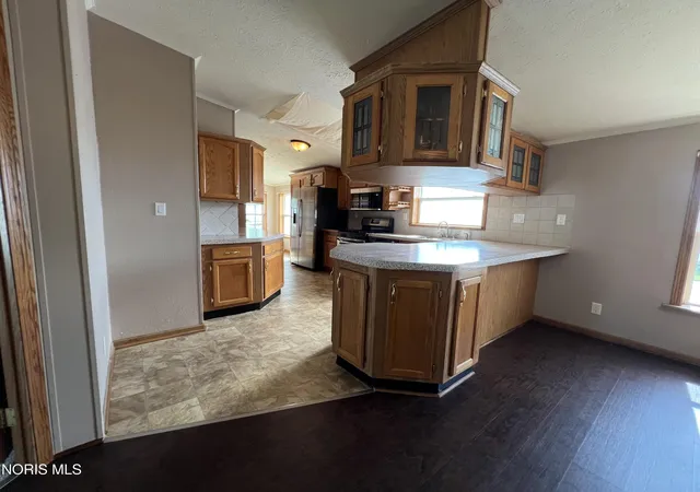 2nd image of 930 E Broadway St #23, North Baltimore, OH 45872 | MLS# 10009080