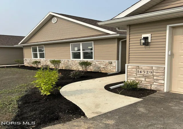 2nd image of 14529 Dexter Falls Rd, Perrysburg, OH 43551 | MLS# 10009077