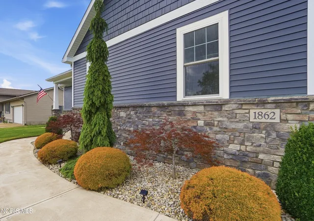 Homes for sale in Lakeside Marblehead, OH | 1862 S Marblewood Dr, Lakeside Marblehead, OH 43440 | MLS# 10009115