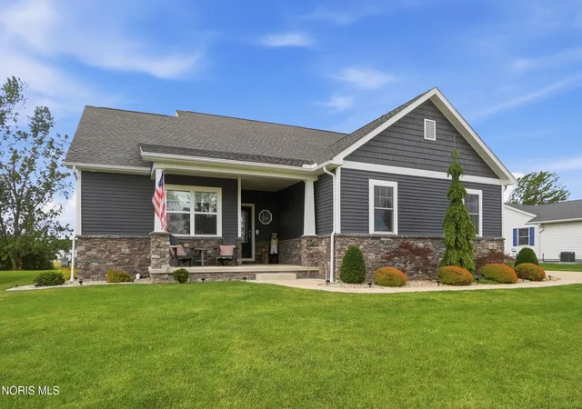 Homes for sale in Lakeside Marblehead, OH | 1862 S Marblewood Dr, Lakeside Marblehead, OH 43440 | MLS# 10009115
