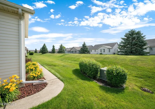 5th image of 4257 E Waterbend Dr, Maumee, OH 43537 | MLS# 10009092