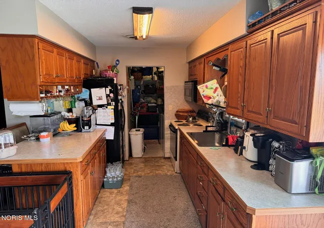 Homes for sale in Bryan, OH | 607 Olive Dr, Bryan, OH 43506 | MLS# 10009108