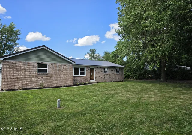 Homes for sale in Defiance, OH | 28457 Blanchard Rd, Defiance, OH 43512 | MLS# 10009421