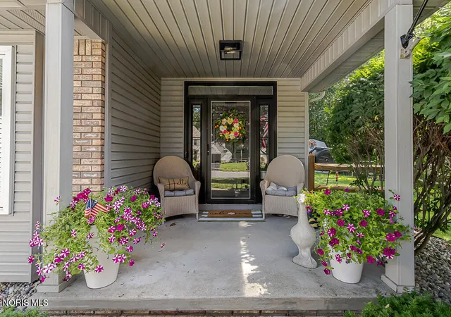 Homes for sale in Holland, OH | 8249 Hidden Forest Dr, Holland, OH 43528 | MLS# 10009140