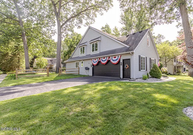 Homes for sale in Holland, OH | 8249 Hidden Forest Dr, Holland, OH 43528 | MLS# 10009140