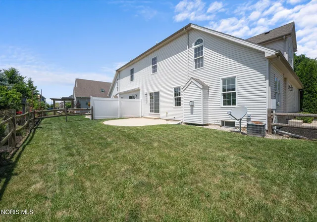 Homes for sale in Bowling Green, OH | 1163 Meadowlark Ln, Bowling Green, OH 43402 | MLS# 10009179