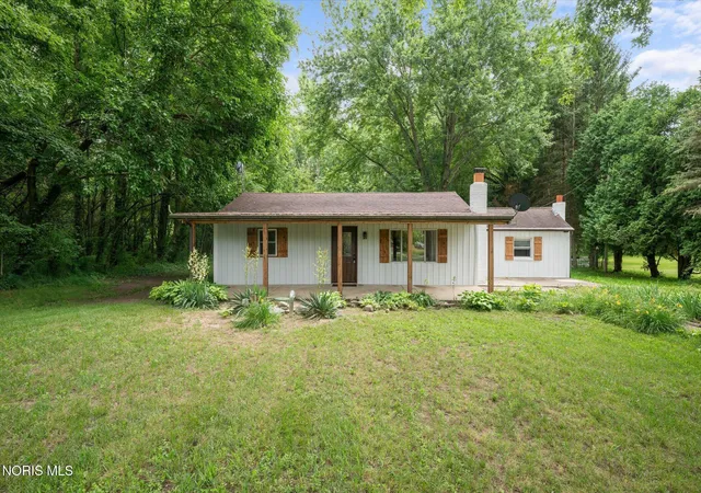 Homes for sale in Liberty Center, OH | 4203 County Road U4, Liberty Center, OH 43532 | MLS# 10009254