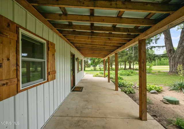 Homes for sale in Liberty Center, OH | 4203 County Road U4, Liberty Center, OH 43532 | MLS# 10009254