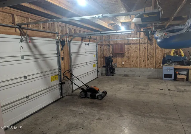 Homes for sale in Upper Sandusky, OH | 303 W Johnson St, Upper Sandusky, OH 43351 | MLS# 10009214