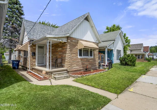 Photo 1 of Single family home for sale at 319 Palmer St, Toledo, OH 43608 | MLS# 10009194 | Listing updated on 2026-07-23