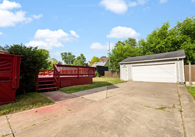 41st image of 2108 Glenwood Ave, Toledo, OH 43620 | MLS# 10009586