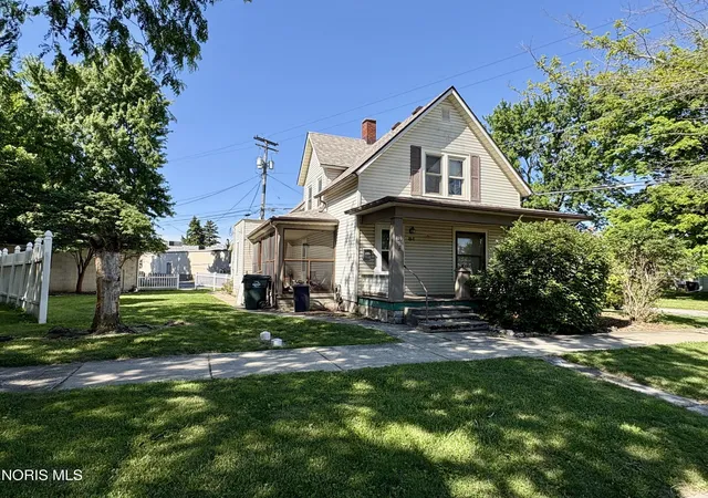 Photo 2 of Single family home for sale at 84 Coe St, Tiffin, OH 44883 | MLS# 10009185 | Listing updated on 2026-07-05