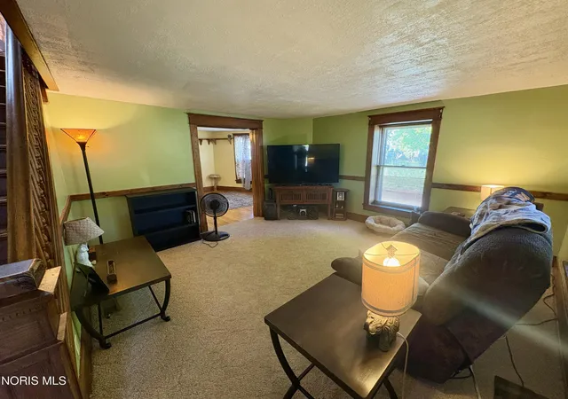 Photo 4 of Single family home for sale at 84 Coe St, Tiffin, OH 44883 | MLS# 10009185 | Listing updated on 2026-07-05