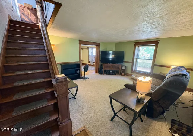 Photo 5 of Single family home for sale at 84 Coe St, Tiffin, OH 44883 | MLS# 10009185 | Listing updated on 2026-07-05