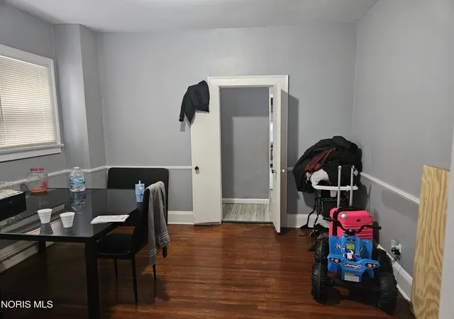 Photo 4 of Single family home for sale at 3826 Drexel Dr, Toledo, OH 43612 | MLS# 10009197 | Listing updated on 2026-09-16