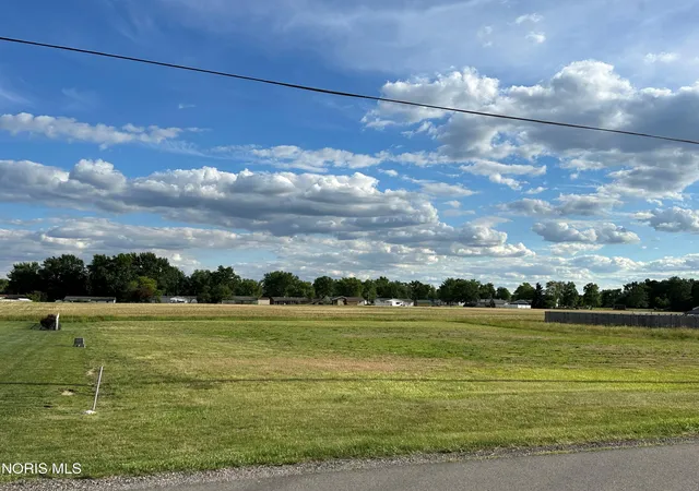 Homes for sale in Montpelier, OH | 640 W Brown Rd, Montpelier, OH 43543 | MLS# 10009204