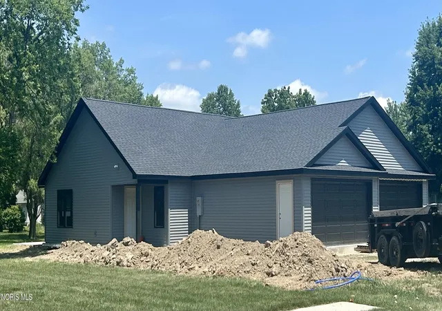 Homes for sale in Antwerp, OH | 102 Maumee Lane, Antwerp, OH 45813 | MLS# 10009213
