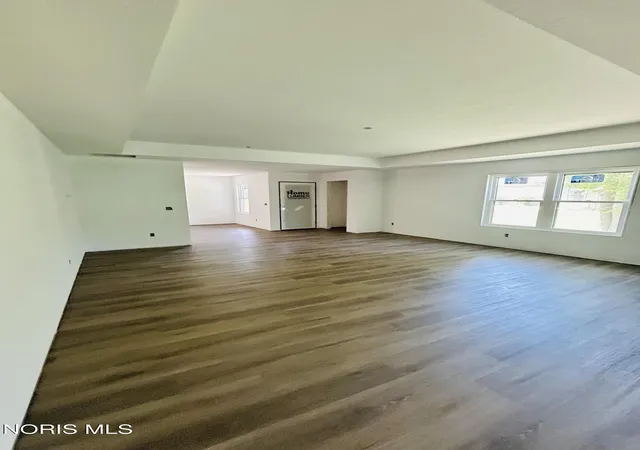 Photo 3 of House for sale at 102 Maumee Ln, Antwerp, OH 45813 | MLS# 10009213 | Listing updated on 2026-09-17