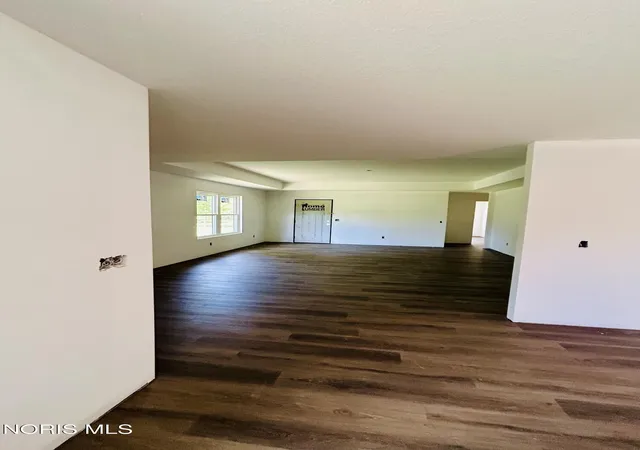 Photo 4 of House for sale at 102 Maumee Ln, Antwerp, OH 45813 | MLS# 10009213 | Listing updated on 2026-09-17