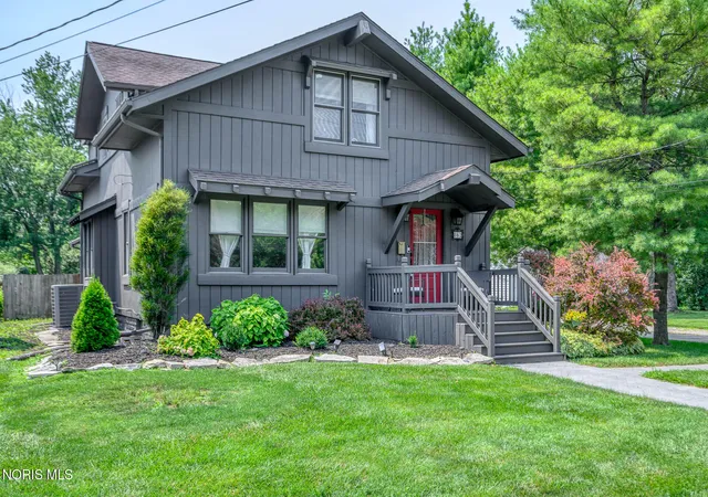 1st image of 862 Louisiana Ave, Perrysburg, OH 43551 | MLS# 10009217