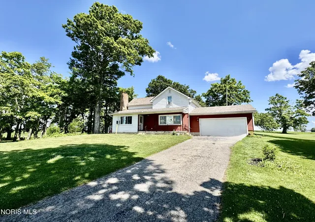 Homes for sale in Leipsic, OH | 4134 Road I, Leipsic, OH 45856 | MLS# 10009253