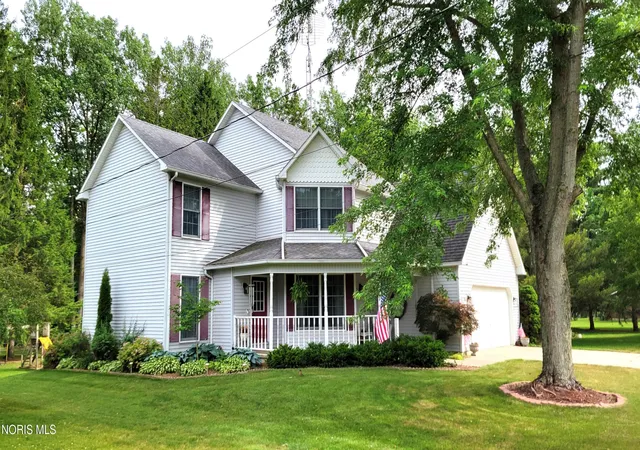 Homes for sale in Pioneer, OH | 717 Lakeshore Dr, Pioneer, OH 43554 | MLS# 10009282