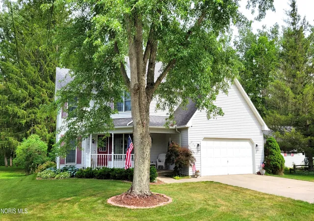 Homes for sale in Pioneer, OH | 717 Lakeshore Dr, Pioneer, OH 43554 | MLS# 10009282