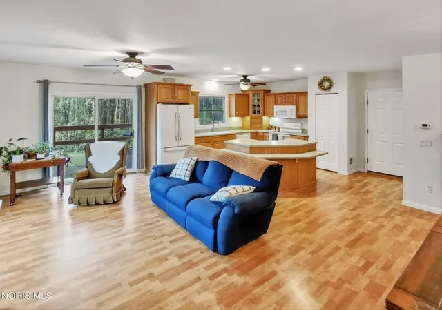 4th image of 7840 Dorr St, Toledo, OH 43617 | MLS# 10009252