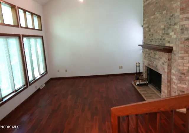 2nd image of 1677 Wyandotte Blvd, Maumee, OH 43537 | MLS# 10009257