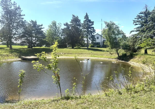 Photo 3 of Single family home for sale at 18378 County Rd S, Alvordton, OH 43501 | MLS# 10009309 | Listing updated on 2026-09-03