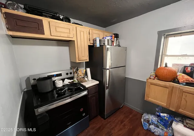 Photo 3 of Single family home for sale at 1431 N Michigan St, Toledo, OH 43604 | MLS# 10009305 | Listing updated on 2026-09-15