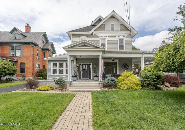 Homes for sale in Clyde, OH | 213 W Buckeye St, Clyde, OH 43410 | MLS# 10009319
