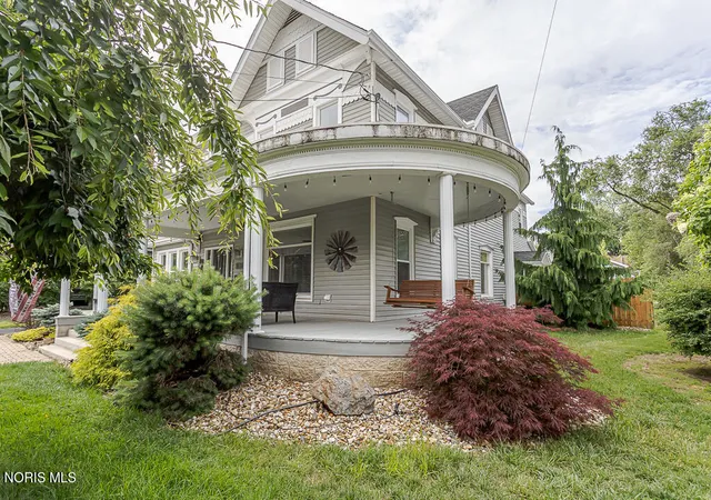 Homes for sale in Clyde, OH | 213 W Buckeye St, Clyde, OH 43410 | MLS# 10009319