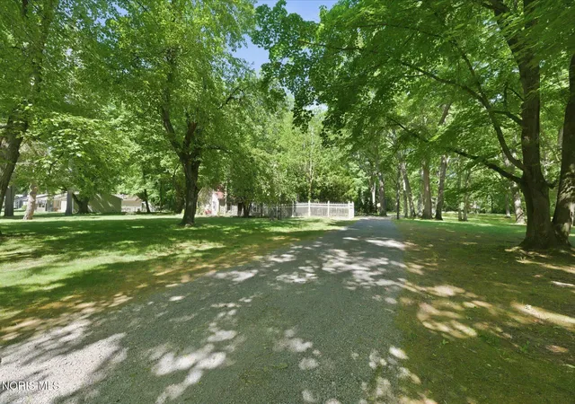Homes for sale in Swanton, OH | 3604 Co Rd 2, Swanton, OH 43558 | MLS# 10009408