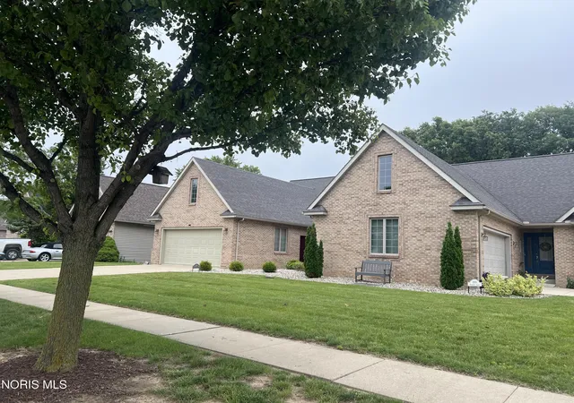 Homes for sale in Gibsonburg, OH | 897 Busdeker Ln, Gibsonburg, OH 43431 | MLS# 10009345
