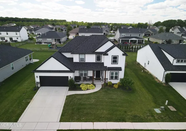 40th image of 176 Avilyn Ln, Oregon, OH 43616 | MLS# 10009495