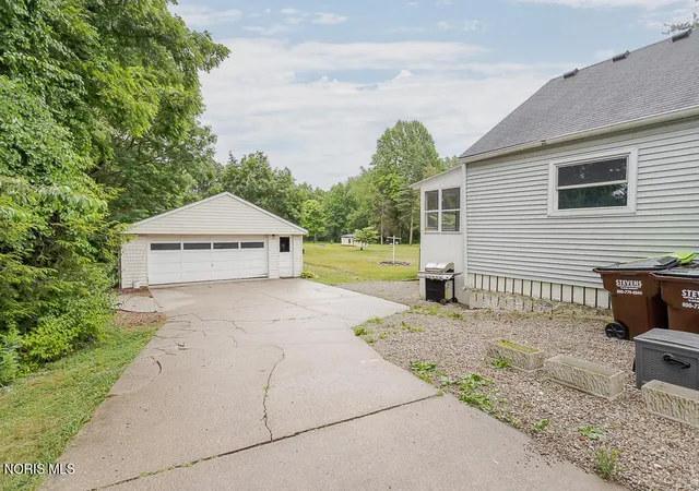 2nd image of 2960 Heysler Rd, Toledo, OH 43617 | MLS# 10009420