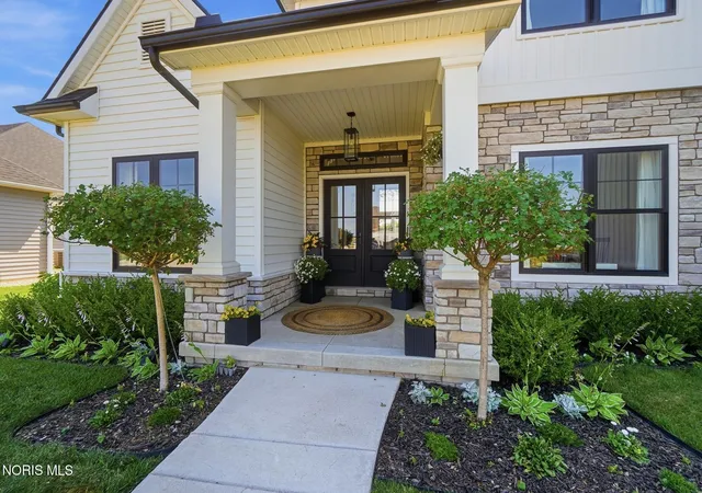 Homes for sale in Perrysburg, OH | 112 Grey Bridge Ct, Perrysburg, OH 43551 | MLS# 10009932